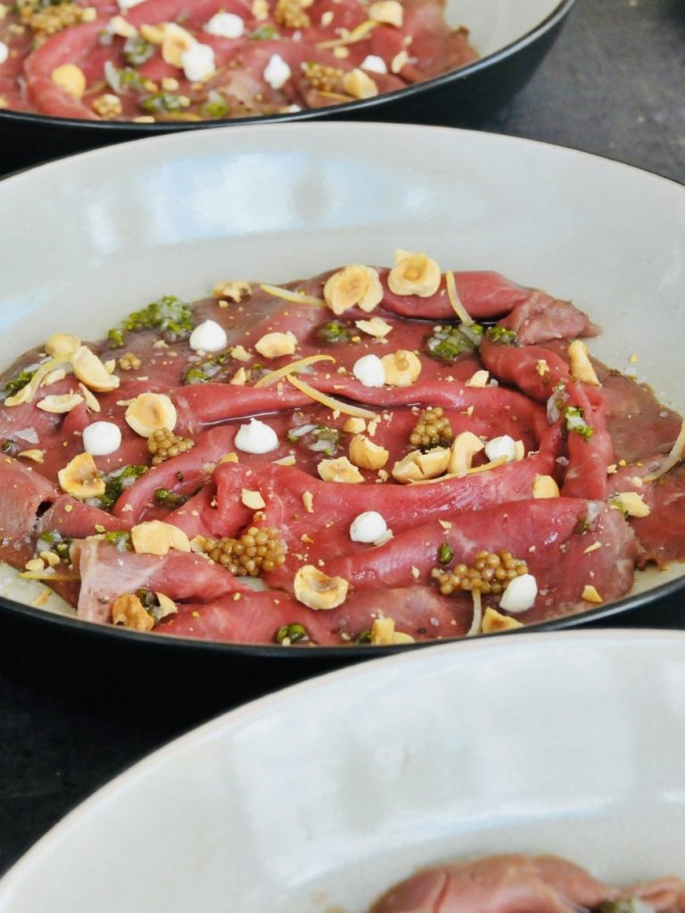 Rinder-Carpaccio  Haselnuss I Senfkörner I Salzzitrone